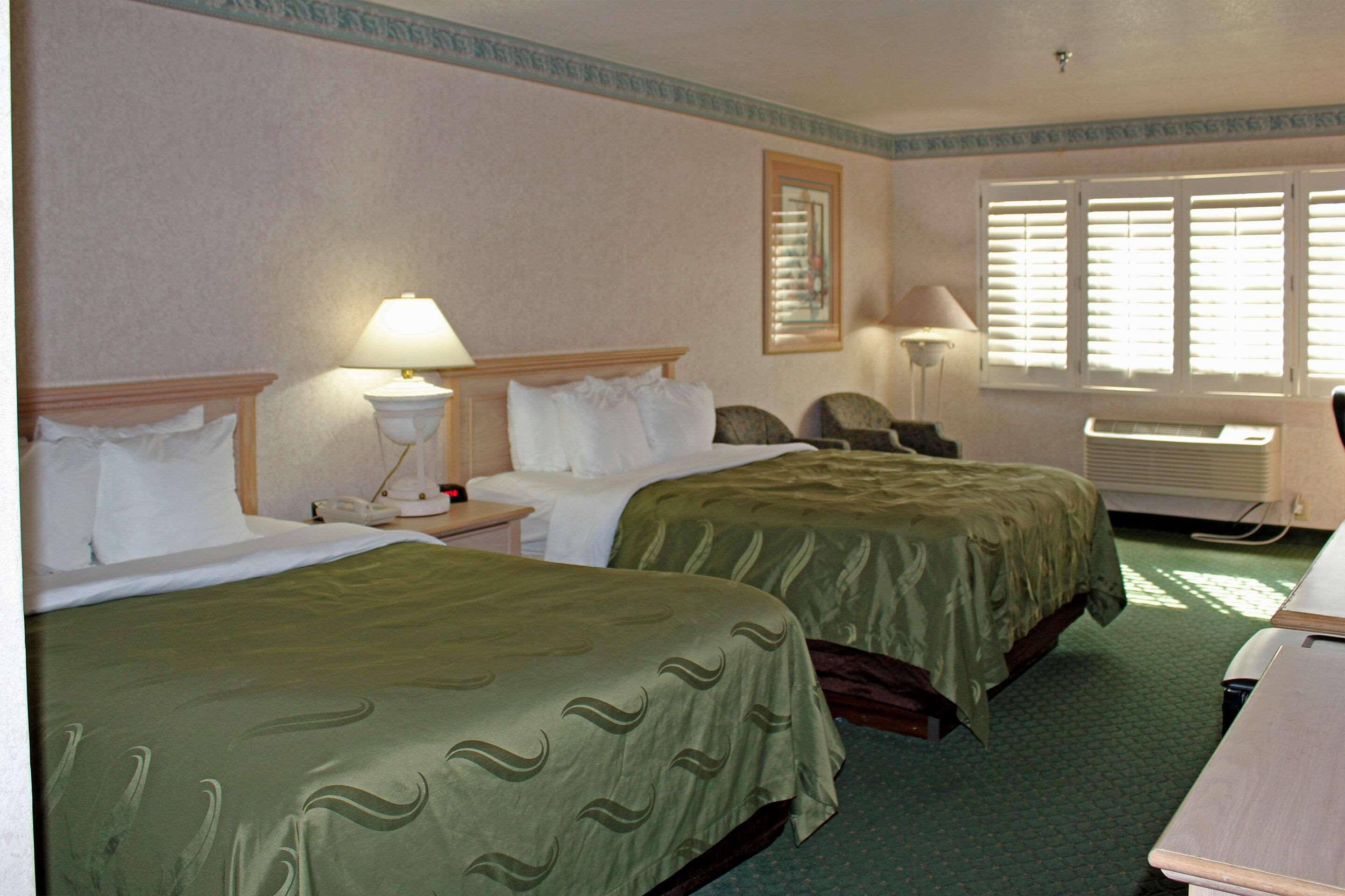 Baymont By Wyndham Safford Hotell Exteriör bild